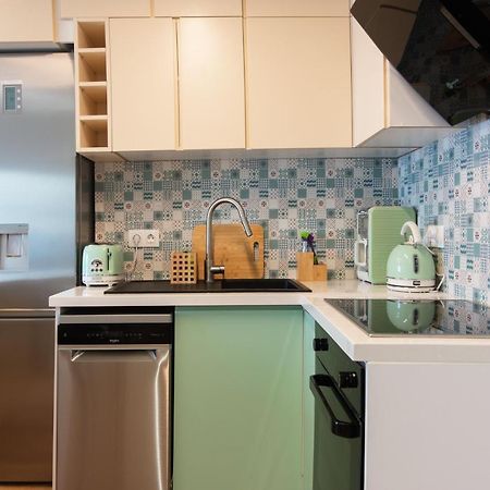 Luxury 1-Bedroom Apartment By The Sea In Athen Eksteriør billede