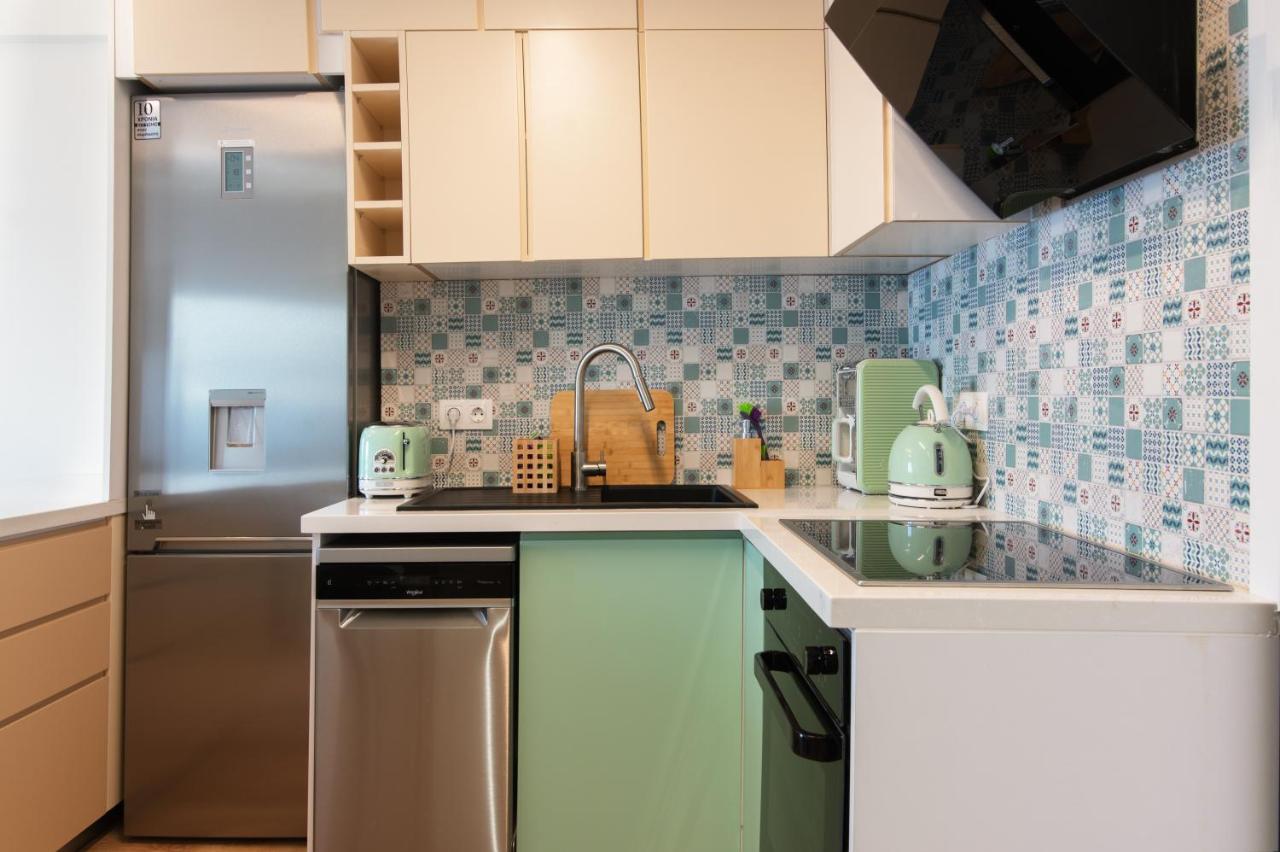 Luxury 1-Bedroom Apartment By The Sea In Athen Eksteriør billede